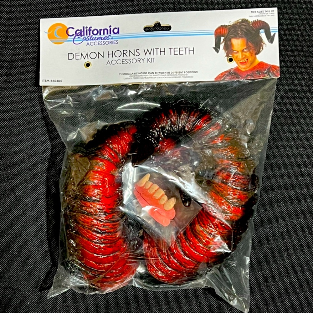 California Costumes Devil Demon Horns & Teeth Set NEW